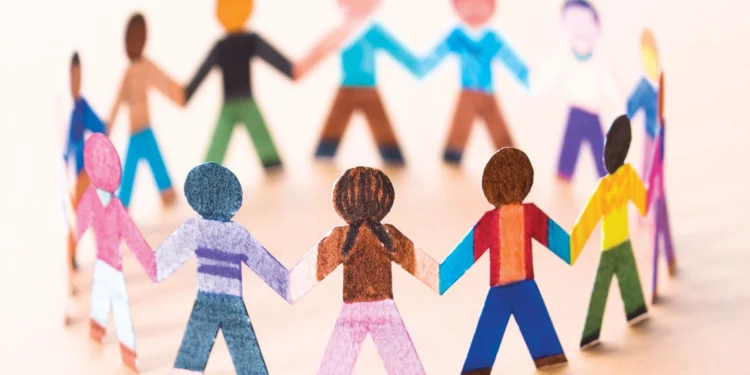 समाजकार्य करताय ? मग हे वाचाचं ! – रोचना वैद्य