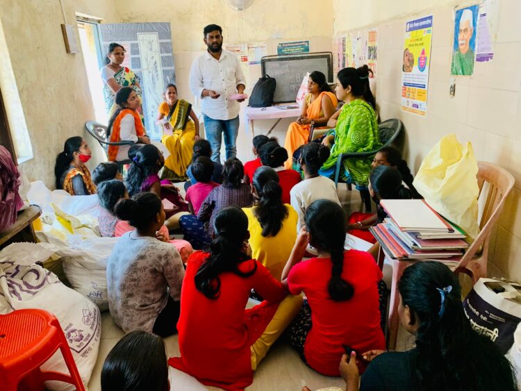 “मेन डिड फॉर ब्लीड” च्या वतीने मासिक पाळी विषयी जनजागृती