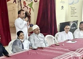 बालसुधार गृहातील मुलांसोबत रोझा इफ्तार