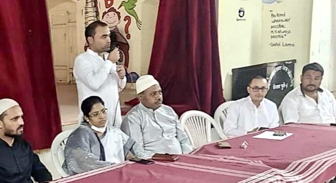 बालसुधार गृहातील मुलांसोबत रोझा इफ्तार