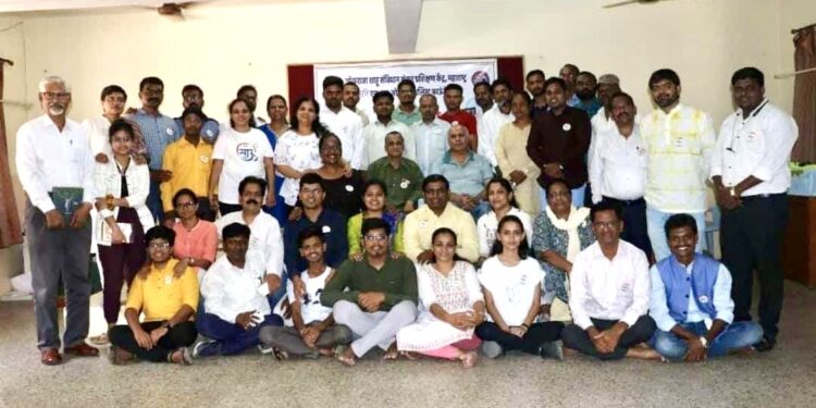 विषमतावादी शक्तिंविरोधात लढण्याचे एकमेव साधन ‘संविधान’ ! – लक्ष्मीकांत देशमुख