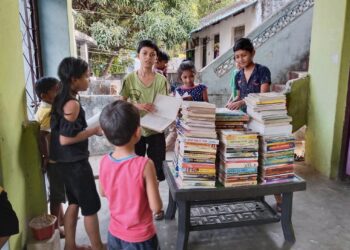 जागृत युवा मंचच्या वतीने चंद्रपुरात ‘गाव तेथे वाचनालय मोहीम’