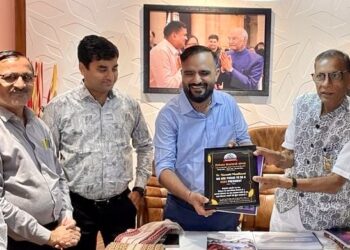 निरंजन सेवाभावी संस्थेच्या नवनियुक्त कार्यकारिणीचा सन्मान व शपथ सोहळा संपन्न